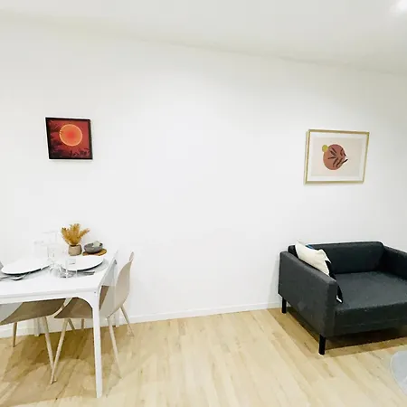 Apartment Royal Sejour Proche Centre, Parking Gratuit Saint-Quentin (Aisne)